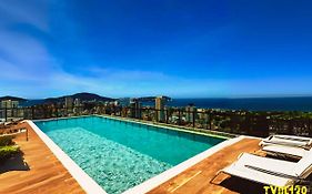 Apto Incrível - Piscina no Rooftop - Vista Mar - 600m Praia Enseada